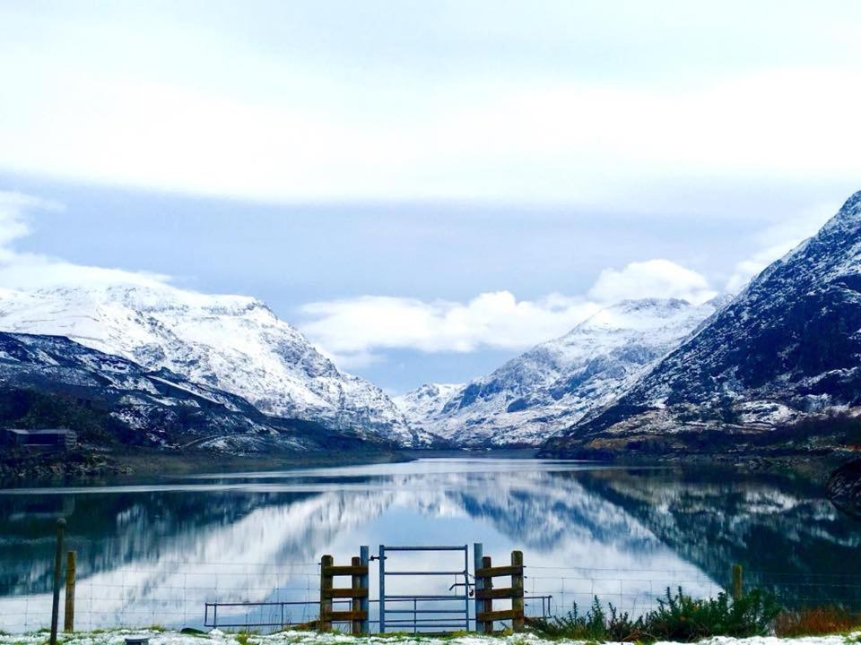 Cozy Snowdonia Chalet Caernarfon Eksteriør billede